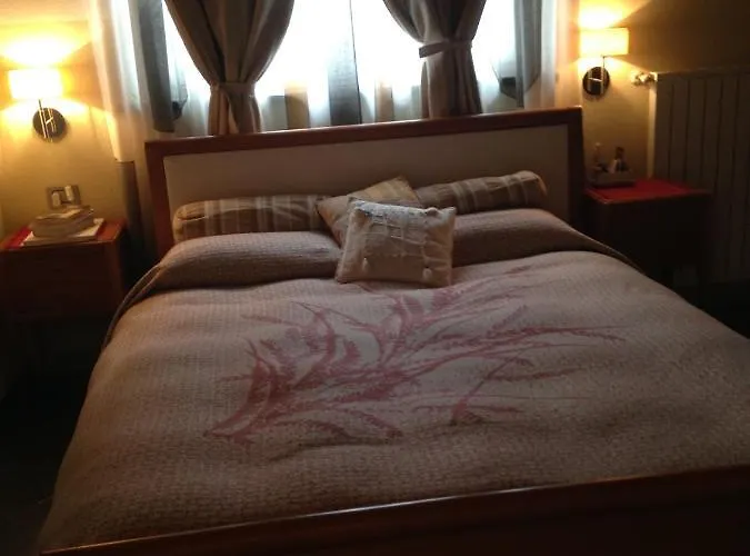 Ambrosia Bed and Breakfast Αόστα