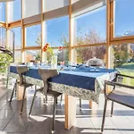 Ambrosia Bed & Breakfast 4*