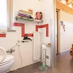 Ambrosia Bed & Breakfast 4*