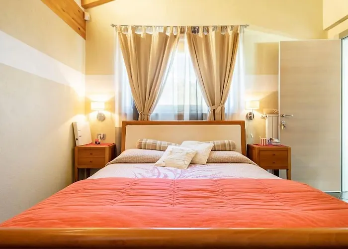 Ambrosia אאוסטה