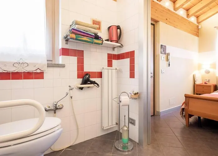 Ambrosia לינה וארוחת בוקר 4*