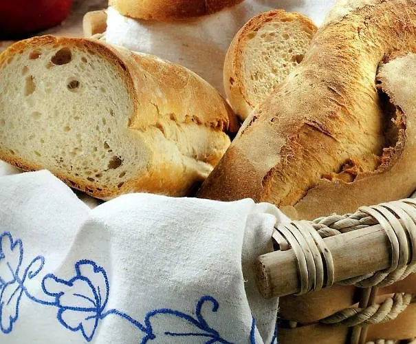 Nocleg ze śniadaniem Ambrosia 4*